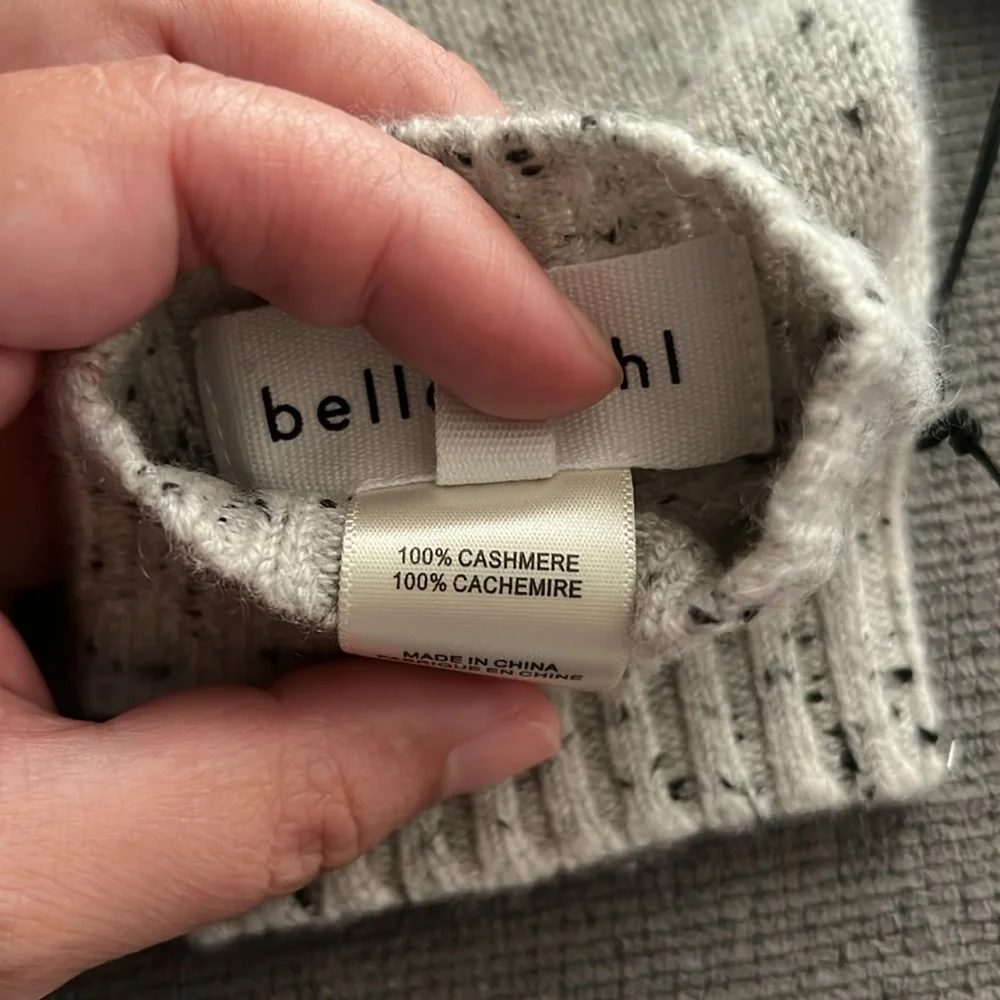 💫NWT - BELLA DAHL Women’s 100% Cashmere Holiday Knit Gloves Light Grey Speckled